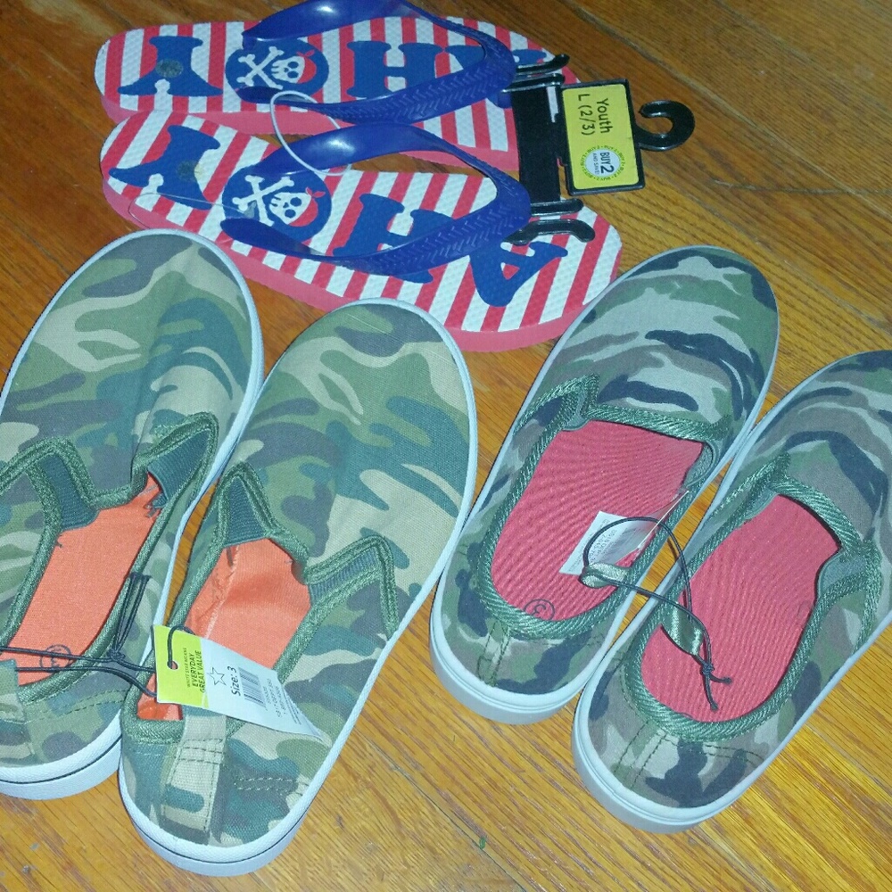 3 PAIRS SIZE 3 BIG BOYS SLIP ONS